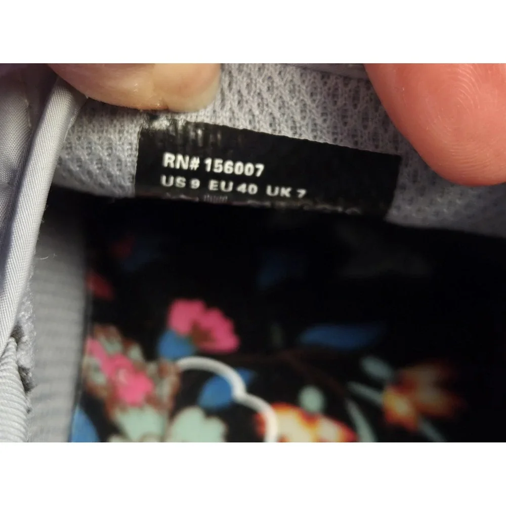 Vera Bradley VB Cloud Size‎ 9 Gray Quilted Pattern Floral Insole Memory Foam